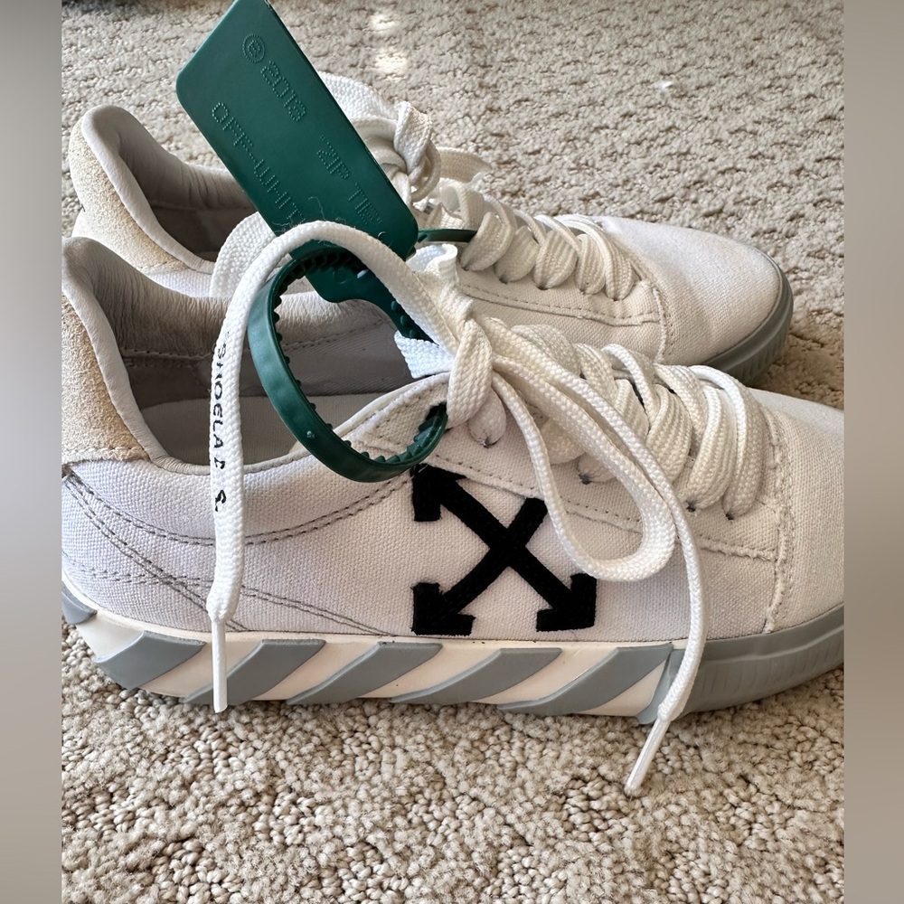 Women’s off white sneakers